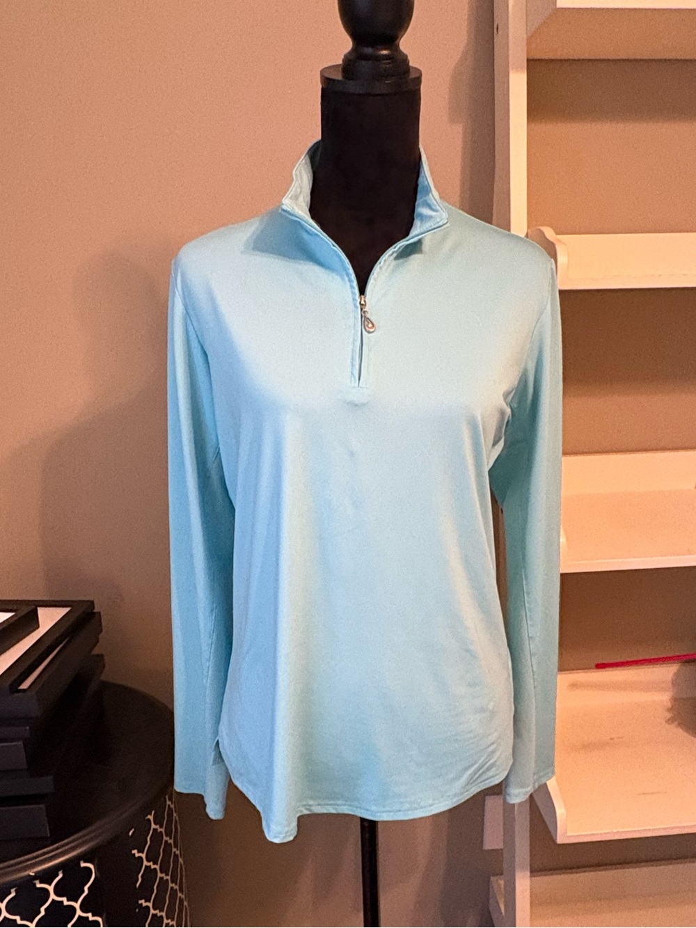 SanSoleil women’s Light Blue Quarter-Zip Pullover UPF 50 EUC Size L